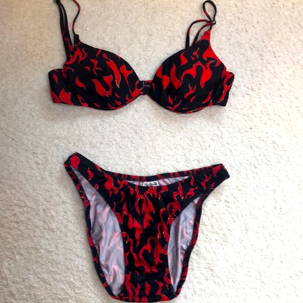 NWOT red hot & black bikini, size small, made in the USA , Hawaii ! Biker Joes !
